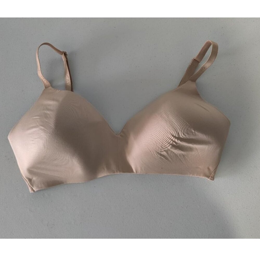OPEN BOX Calvin Klein Women's Microfiber Seamless Bra Nude Size L $60 1C427